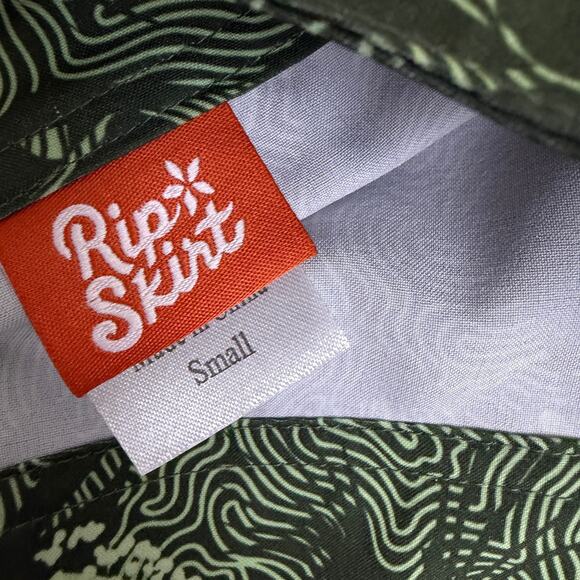 Ripskirt Hawaii Length 3 Small Wrap Skirt Green Floral Beach Quick Dry Tropical - Picture 8 of 9